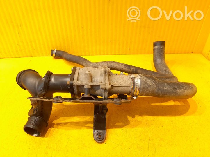 Land Rover Range Rover Sport L494 Tuyau de raccordement solide EGR FK6298659C