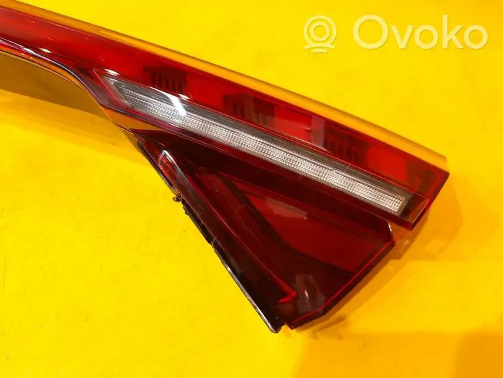 Audi e-tron Lampa tylna 4J3945095