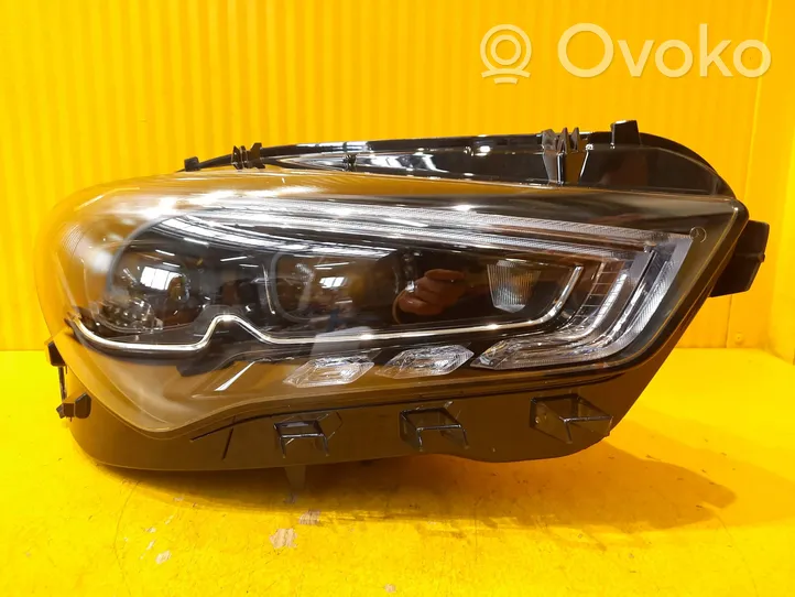 Mercedes-Benz CLA C118 X118 Lampa przednia A1189061601