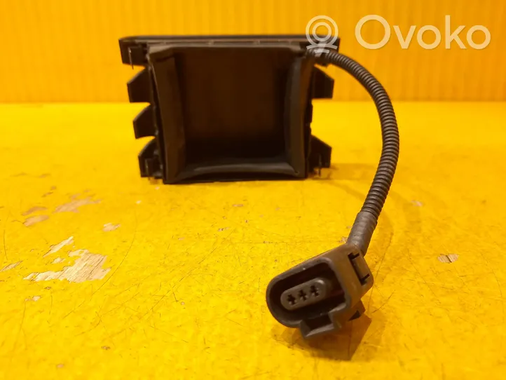 Audi A6 S6 C6 4F Mascherina/borchia per il sensore del rilevatore Distronic ACC 4F0853631