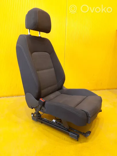 Volkswagen PASSAT B8 Asiento delantero del conductor 