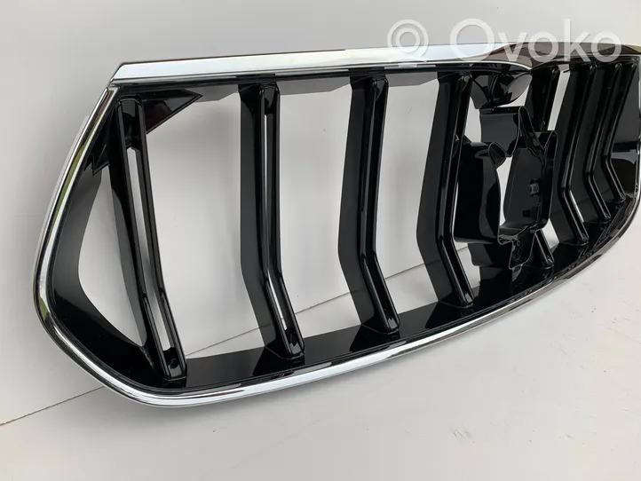 Maserati Levante Etupuskurin ylempi jäähdytinsäleikkö 670163787