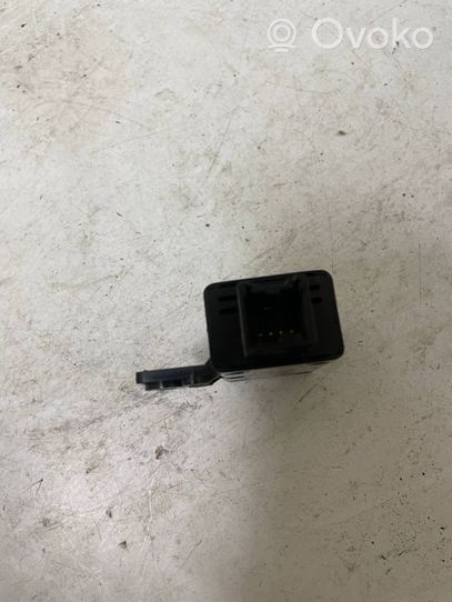 Chevrolet Captiva Boîtier module alarme 96628221