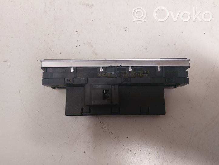 Volkswagen Touran II A set of switches 1T1927132A