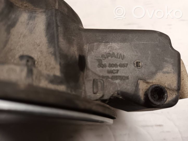 Volkswagen Polo IV 9N3 Bouchon, volet de trappe de réservoir à carburant 6qg809657