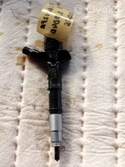 Toyota Land Cruiser (J120) Injecteur de carburant 2367030140