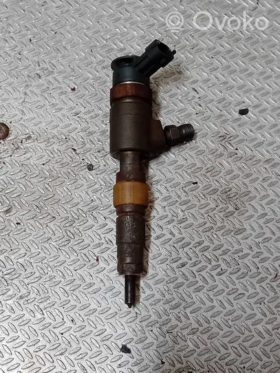 Peugeot Partner Injecteur de carburant 0445110739