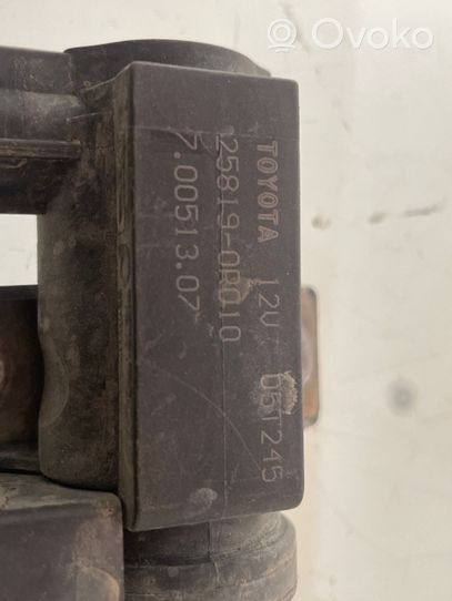 Toyota Corolla Verso E121 Solenoidinis vožtuvas 258190R010