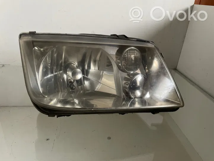 Volkswagen Bora Lampa przednia 96359800