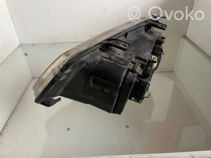 Volkswagen Bora Lampa przednia 96359800