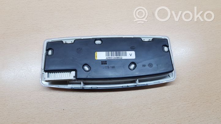 BMW 4 F32 F33 Etuistuimen valo 9312496