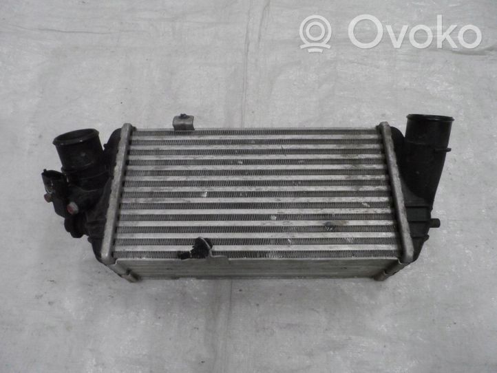 Hyundai i30 Radiatore intercooler 282702A770