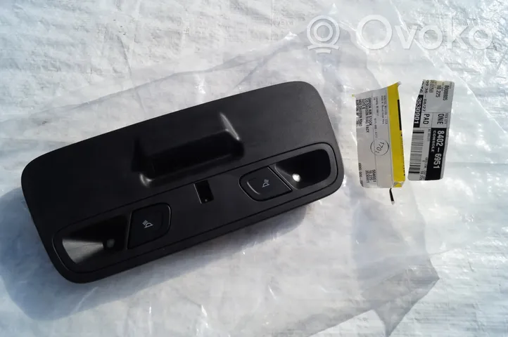 Chevrolet Camaro Rivestimento della console di illuminazione installata sul rivestimento del tetto 84026951