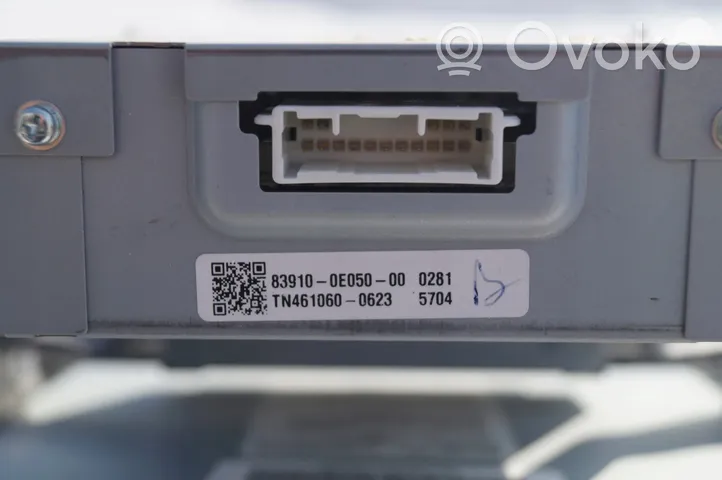 Toyota Highlander XU70 Panel / Radioodtwarzacz CD/DVD/GPS 83910-0E050-00