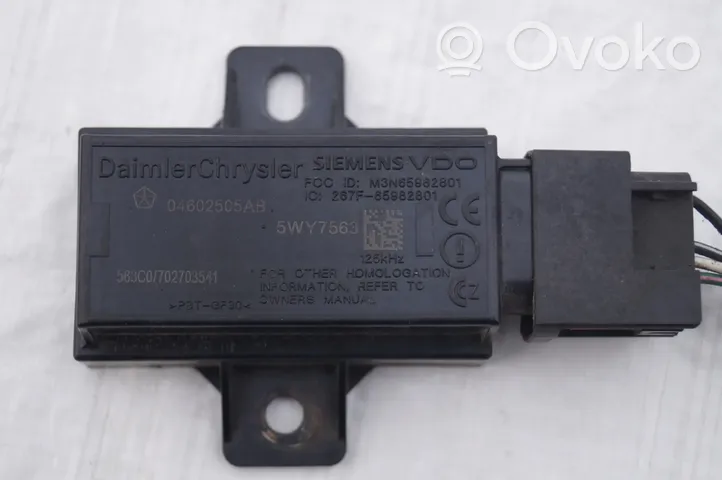 Chrysler 300C Sensore di pressione dello pneumatico 4621632