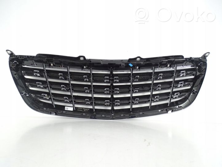 Mercedes-Benz S X222 Maybach Maskownica / Grill / Atrapa górna chłodnicy A2228802200