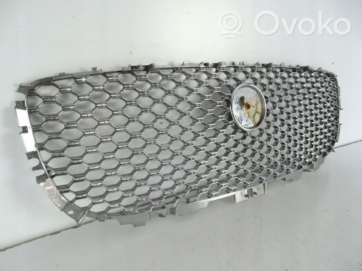 Jaguar XF Grille de calandre avant FW93018K28