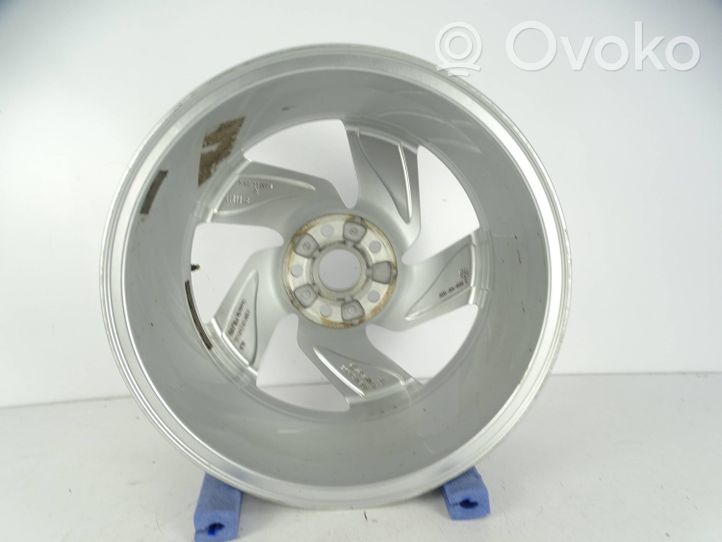 Volkswagen Golf VIII Cerchione in lega R16 5H0601025E