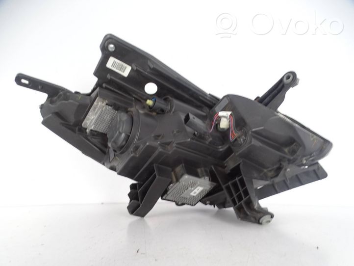 Buick Regal Lampa przednia 2315615