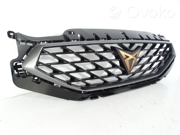 Seat Leon IV Maskownica / Grill / Atrapa górna chłodnicy 5FA853651C