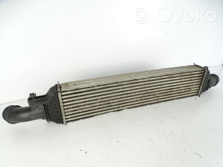 Audi Q3 8U Interkūlerio radiatorius 8U0145803B
