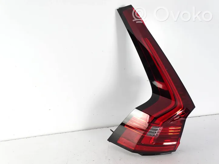 Volvo S90, V90 Luci posteriori 32337133