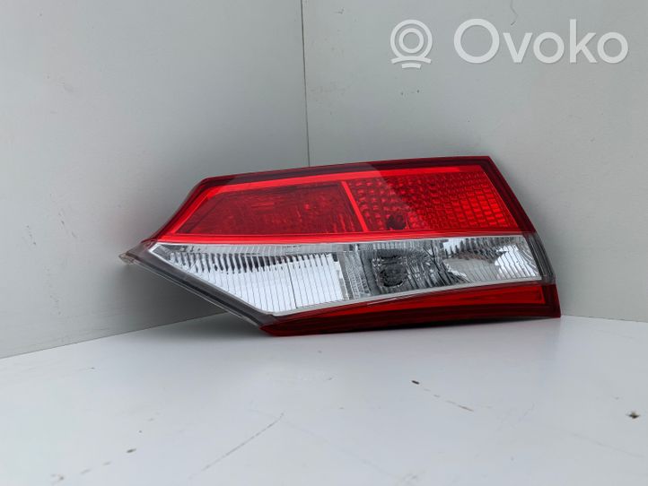 Toyota Corolla E160 E170 Lampy tylnej klapy bagażnika 8159002530