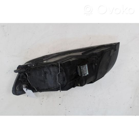 Volvo V50 Lampa przednia 30698886