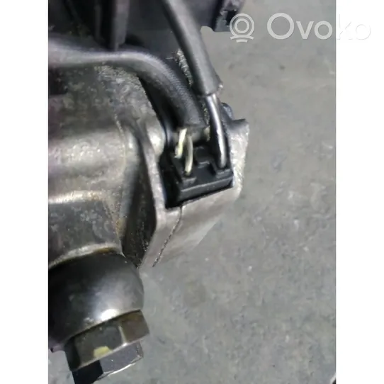 Audi A4 S4 B5 8D Pompe d'injection de carburant à haute pression 