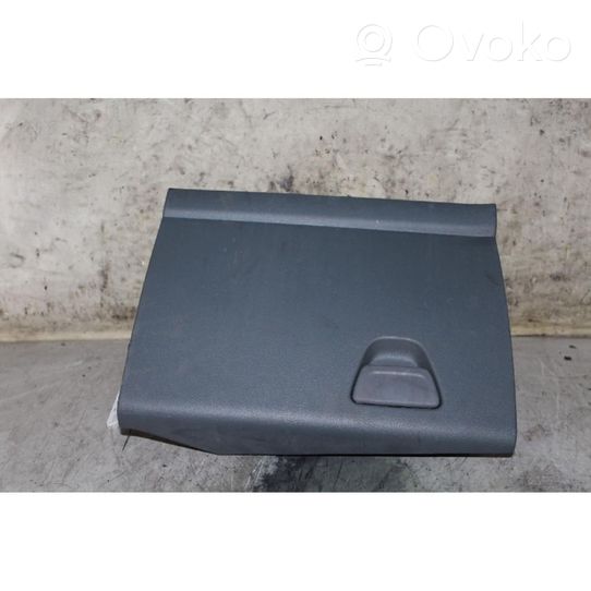 Ford C-MAX II Glove box 