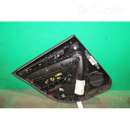 Audi A4 S4 B8 8K Takaoven verhoilu 