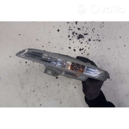 Honda Insight Lampa przednia 