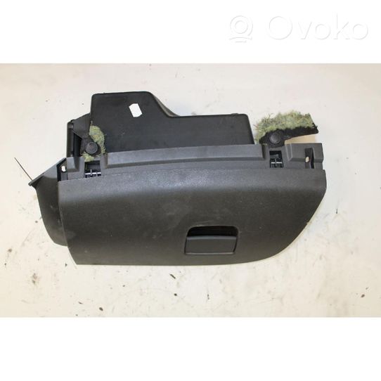 Opel Corsa E Glove box 