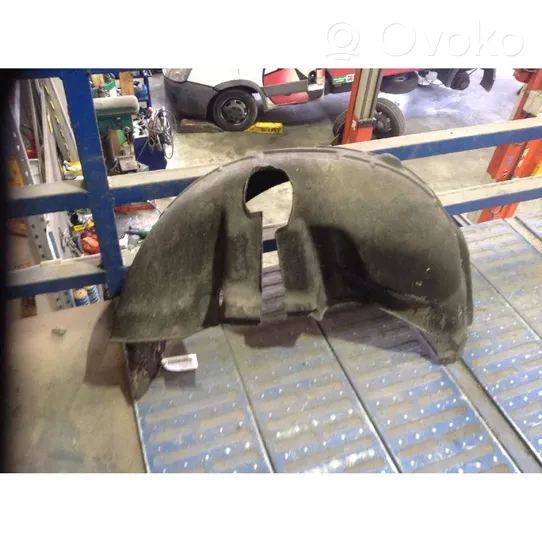 Audi A4 S4 B7 8E 8H Rivestimento paraspruzzi passaruota anteriore 