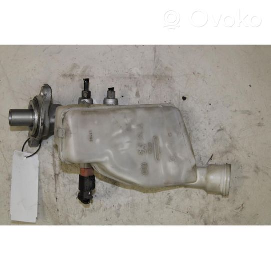 Citroen C4 Cactus Master brake cylinder 