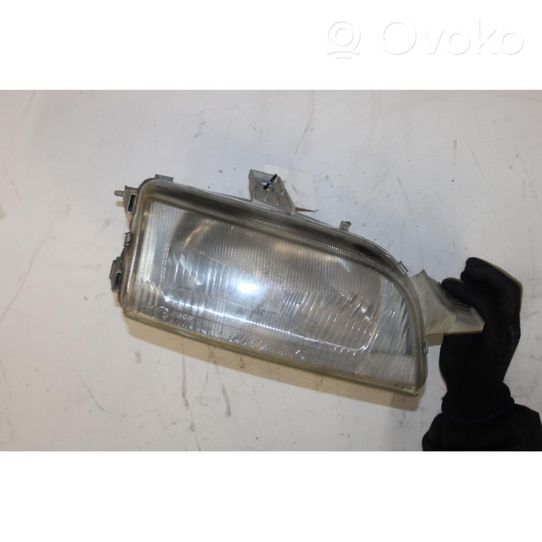 Fiat Punto (176) Lampa przednia 