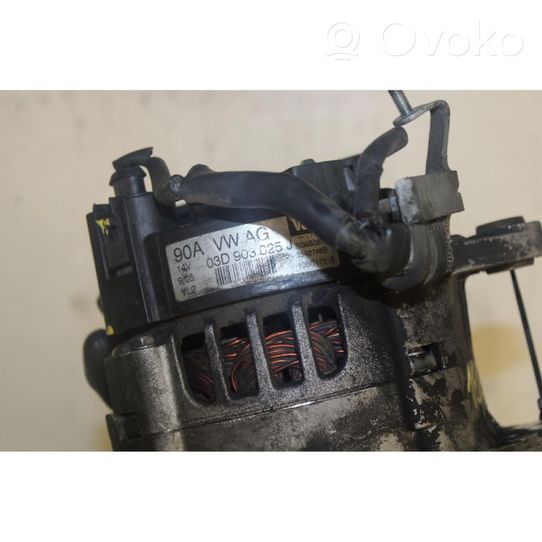 Volkswagen Polo IV 9N3 Generatore/alternatore 