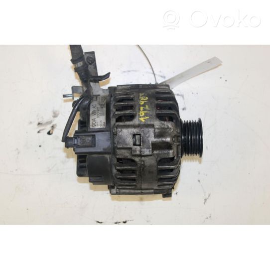 Volkswagen Polo IV 9N3 Generatore/alternatore 