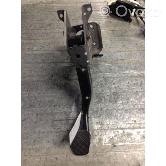 Volkswagen PASSAT B6 Brake pedal 