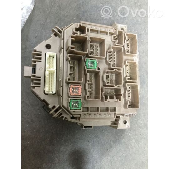 Toyota Aygo AB10 Centralina/modulo chiusura centralizzata portiere 