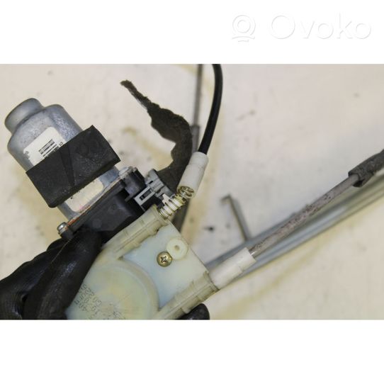 Renault Megane II Front door window regulator with motor 