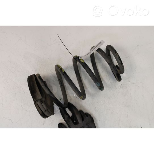 KIA Sorento Rear coil spring 