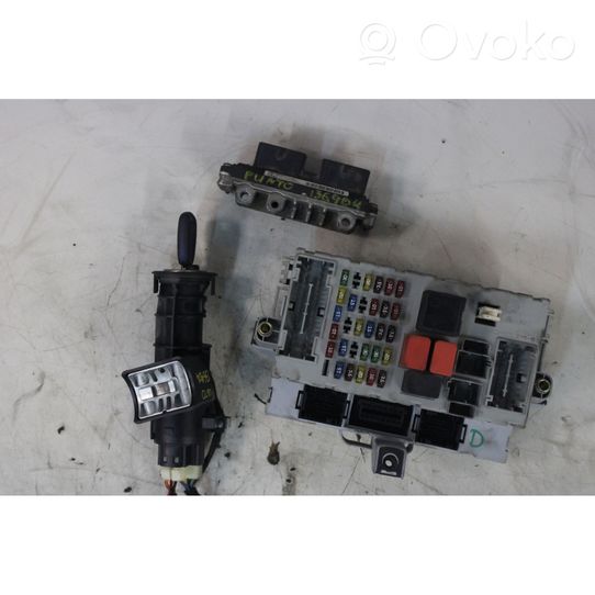 Fiat Punto (188) Door central lock control unit/module 