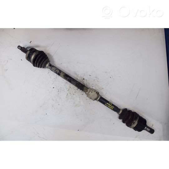 KIA Carens II Front driveshaft 