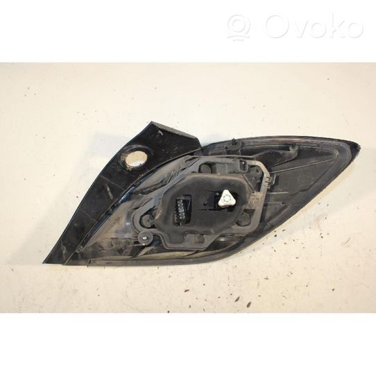 Opel Astra H Lampa tylna 