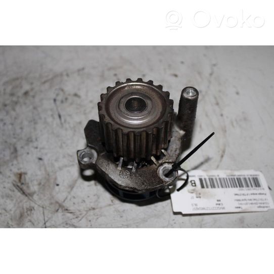 Volkswagen Touran I Water pump 