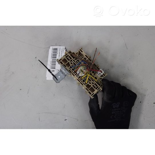 Nissan Note (E11) Module de fusibles 