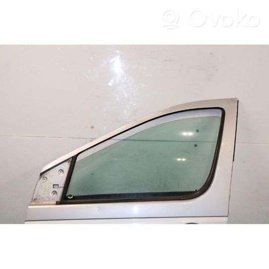 Mercedes-Benz Vaneo W414 Front door 