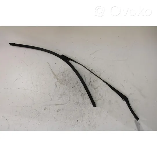 Ford Fiesta Front wiper blade arm 