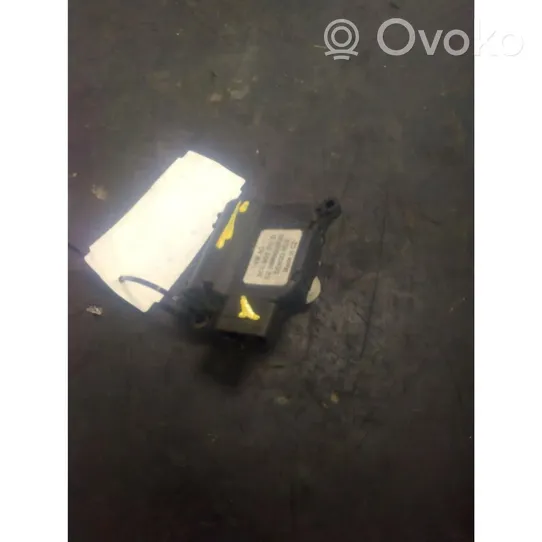 Volkswagen PASSAT B6 A/C air flow flap actuator/motor 